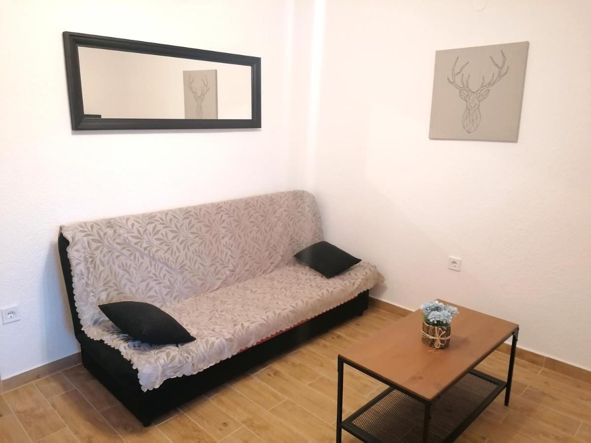 Apartments Amfora Gdinj Exterior photo