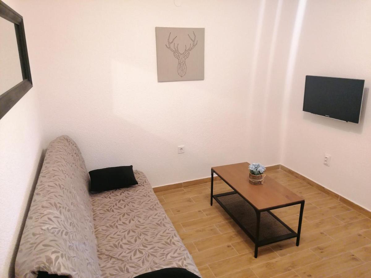 Apartments Amfora Gdinj Exterior photo
